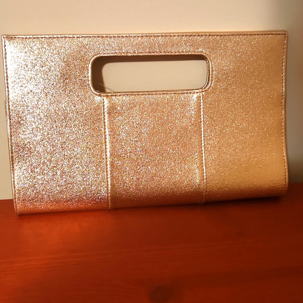 Urban expression clutch